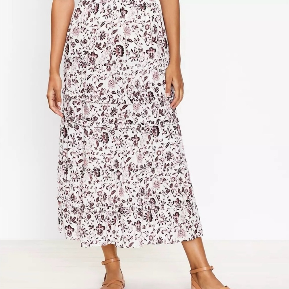 LOFT Women's XL Shimmer Vine Tiered Maxi Skirt Floral White Metallic Resortwear
